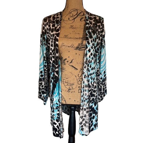 Chicos Open  Front Cardigan Jacket Animal Print Size 3.Very pretty and versatile - Picture 3 of 4
